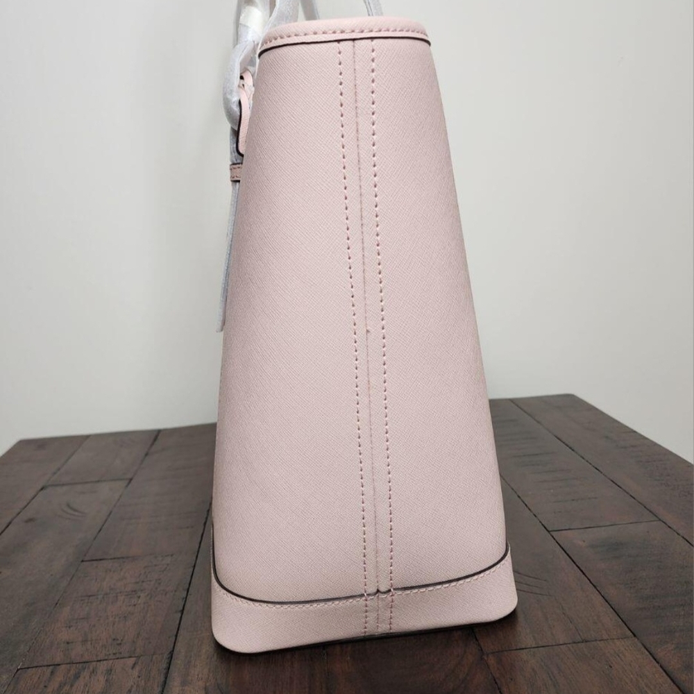 Michael Kors Pink Tote Bag.🩷 - Picture 6 of 8